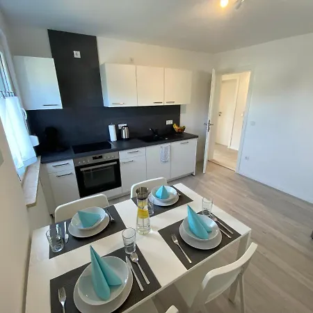 Apartamento Modern Flat With Garden & Terrace Near Coburg