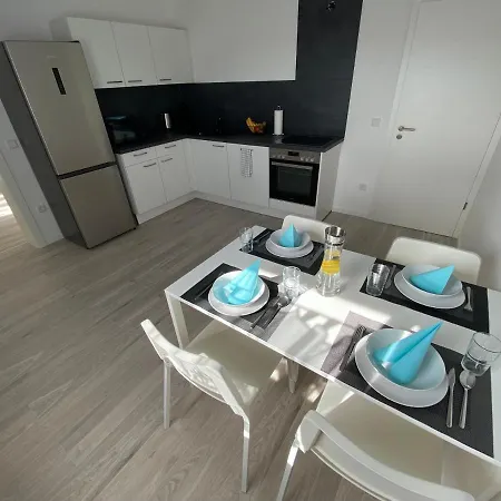 Modern Flat With Garden & Terrace Near Coburg Apartamento Ebersdorf bei Coburg