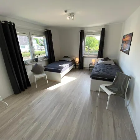 Modern Flat With Garden & Terrace Near Coburg Apartamento